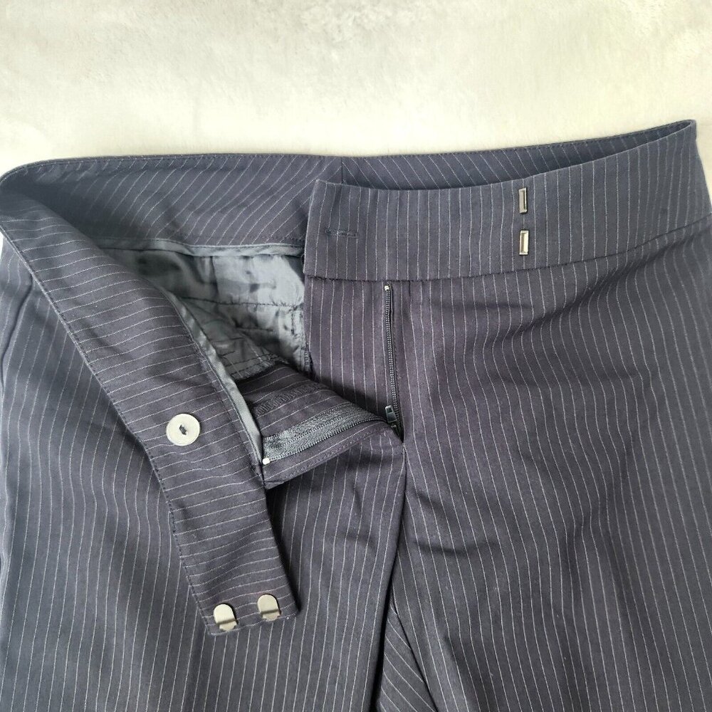 Y2K New York & Company Pinstripe Trouser Cropped Pants Size 2 Navy Blue Stretch - Picture 4 of 13